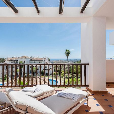 Incredible Apartment With Sea Views And Balcony Михас Екстериор снимка